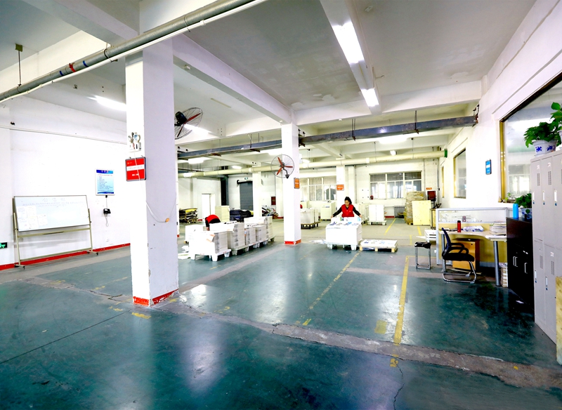 車間設(shè)備(圖1)